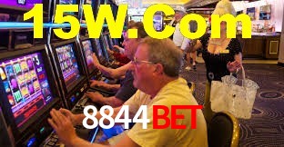 Sinta a adrenalina dos jogos de cassino com 8844BET